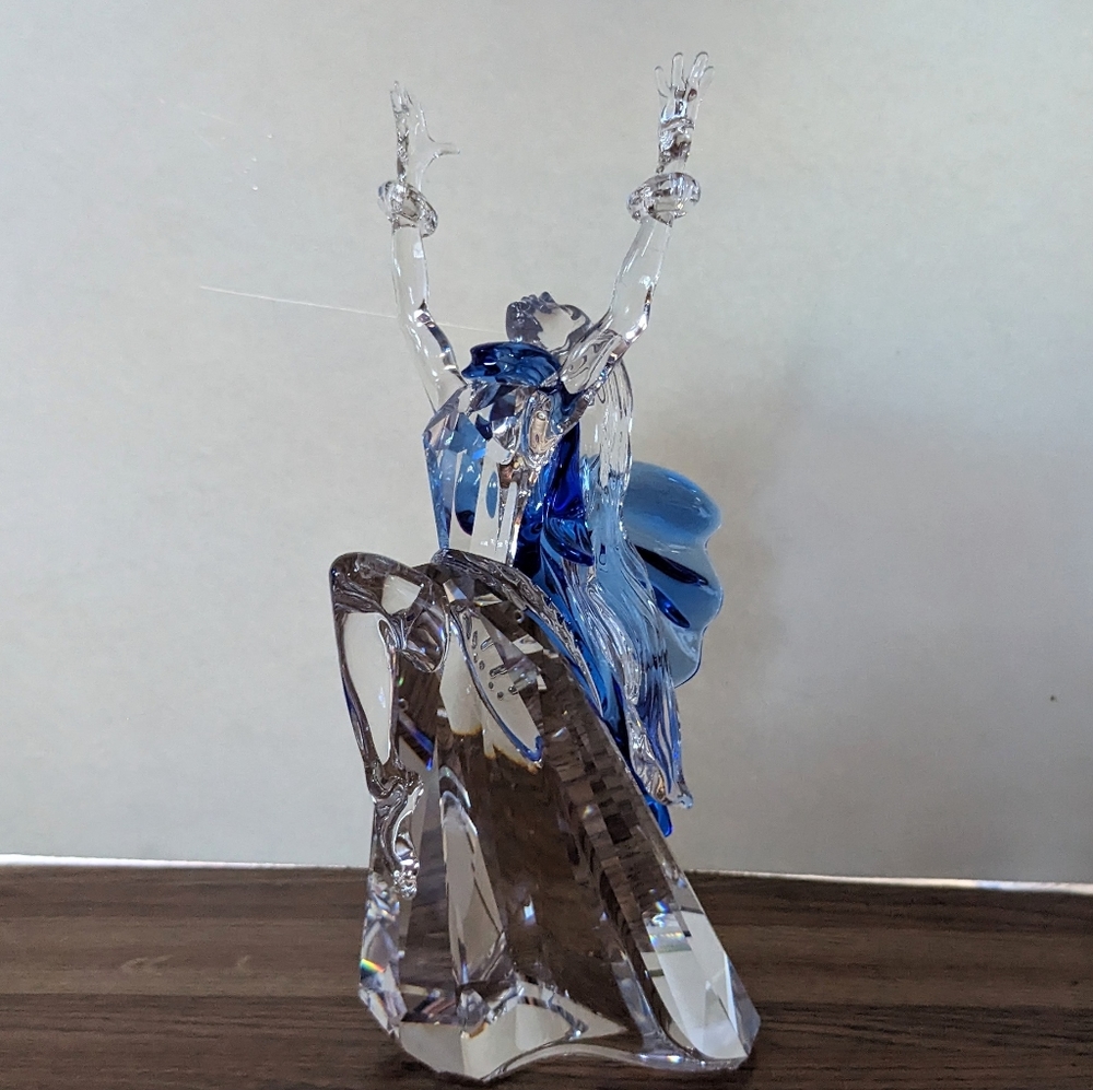 Swarovski magic of dance Isadora 2002 crystal figurines with box and COA